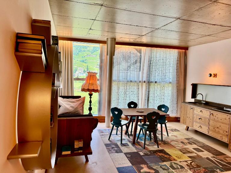 Die Bücherstube im living Kampill - B&B Bolzano
