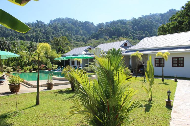 Villa Colina Khao Lak Rooms and Bungalows - Adults Only - B&B Khao Lak