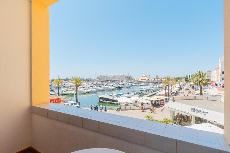 Marina Plaza by Garvetur - B&B Vilamoura