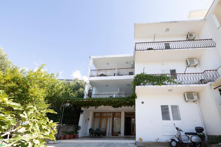 Apartmani Marta - Ferienwohnung Tučepi