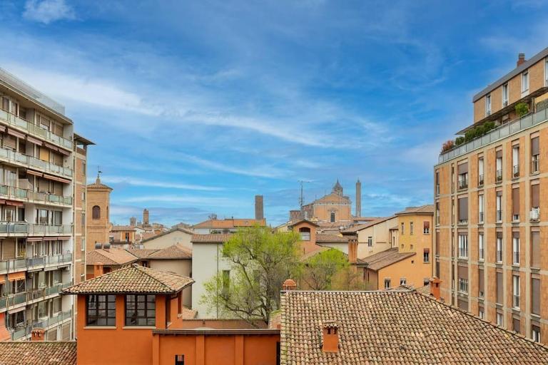 Casa Marconi 18 - Panoramic View - B&B Bologna