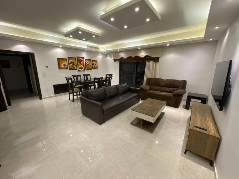 2 En-suite Rooms, Central & Spacious - Ferienwohnung Amman