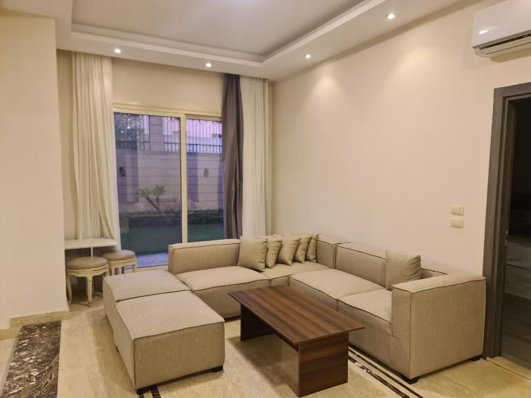 Garden 2BR in Nakhil Compound - B&B Cairo