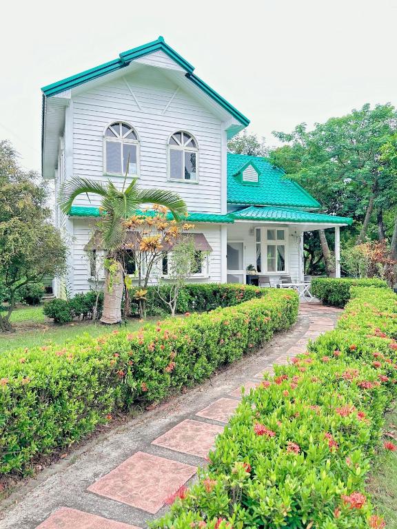 晨曦山莊 晨曦紅瓦厝國民旅遊卡特約商店Sunshino farmstead - Chambres d'hôtes Zuozhen