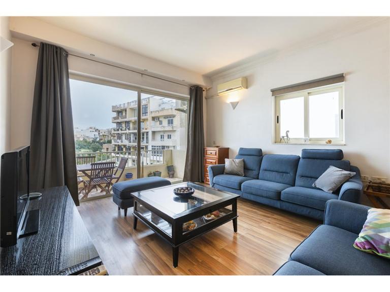 Lovely 2 bedroom Apartment in Sliema - B&B Sliema