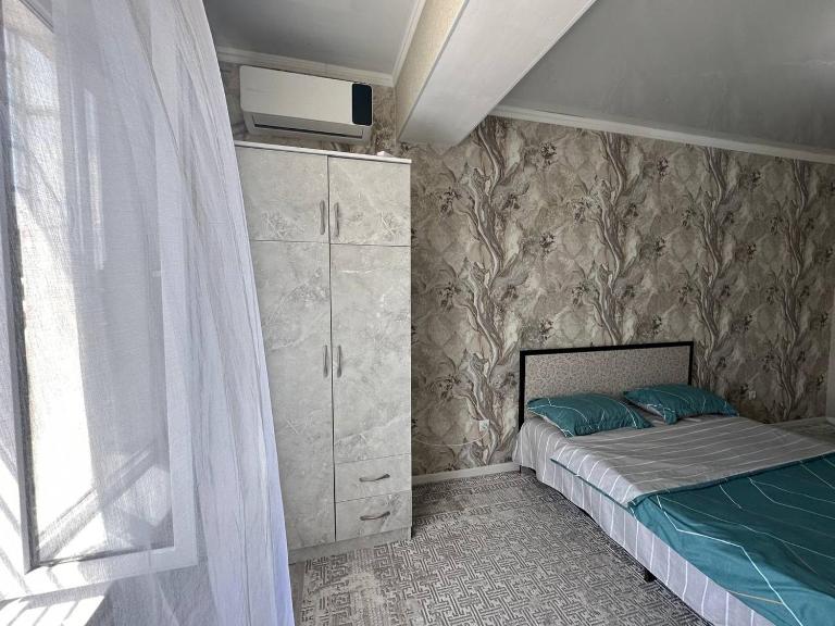 1bedroom Royal on Zhumabeka 232 - Chambres d'hôtes Bichkek