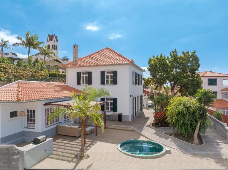 Casa Trollis by Holiday Rental Madeira - Ferienwohnung Funchal