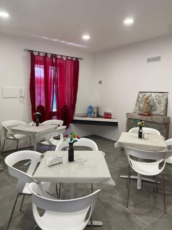 GuestHouse Affittacamere Padre Pio MORCONE CENTRO - B&B Morcone