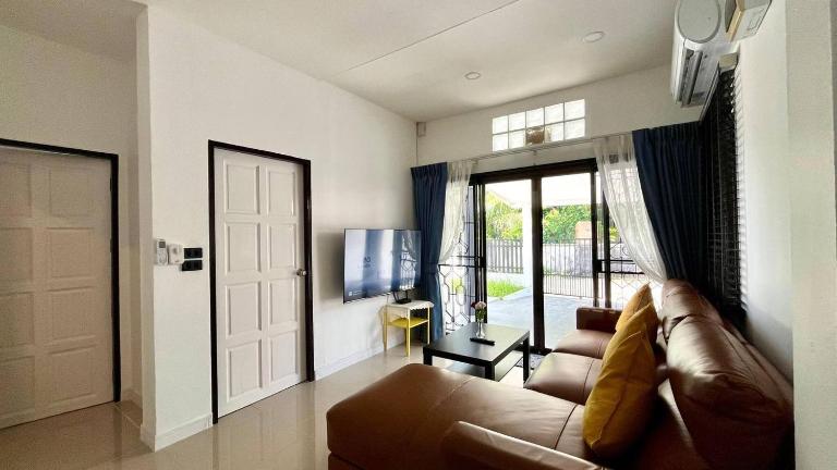 Bayok 10 - 2 Bedroom Villa Near Kathu Waterfall - Chambres d'hôtes Ban Huai Luk (1)