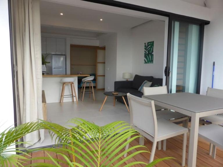 MATATIA LODGE - logement entier avec vue imprenable - B&B Punaauia