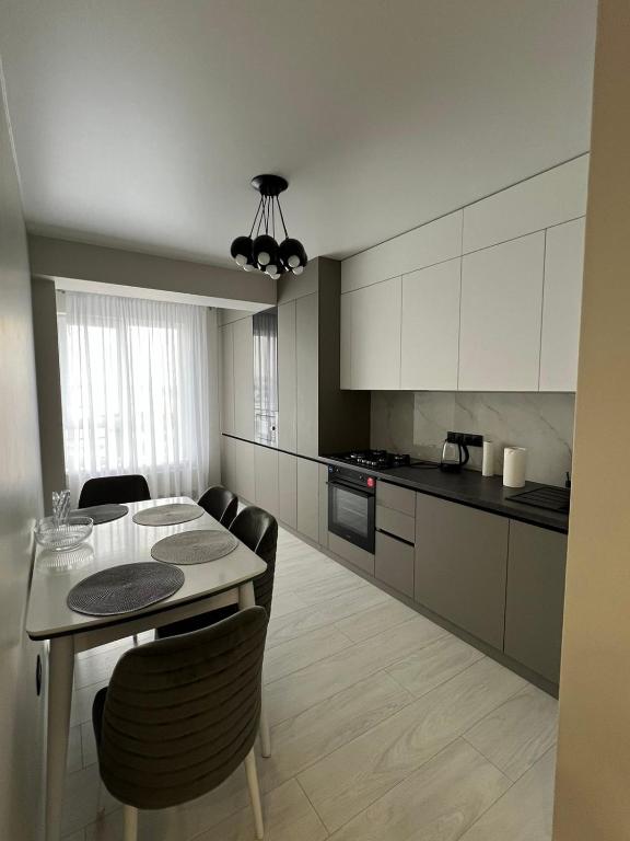 Apartament Lux Burebista 114 - B&B Chișinău