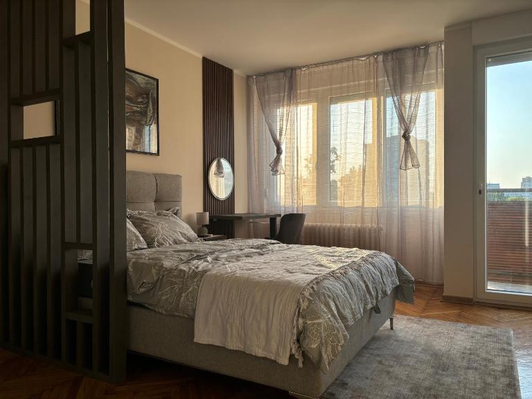 Mina 2 - Chambres d'hôtes Belgrade