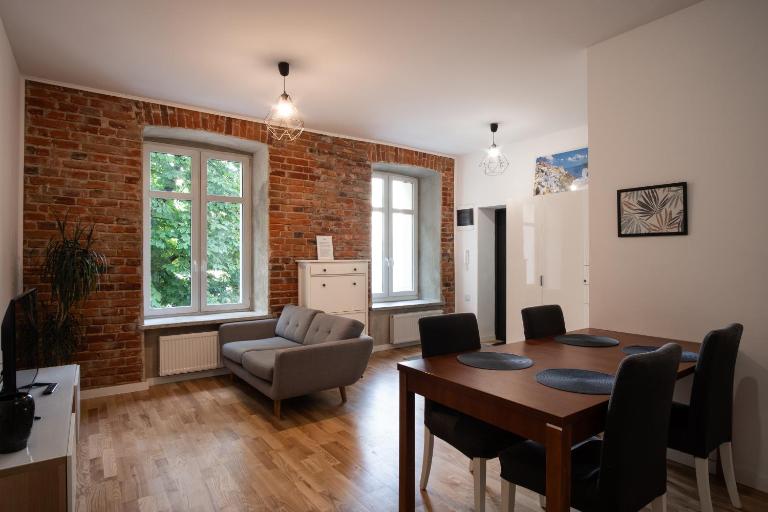 Dream Aparts - Apartament z parkingiem w centrum - B&B Łódź
