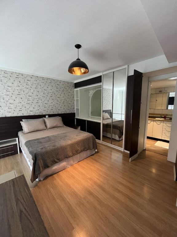 Saint Sebastian Flat 515 - Com Hidro! até 3 pessoas, Duplex, no centro - B&B Jaraguá do Sul