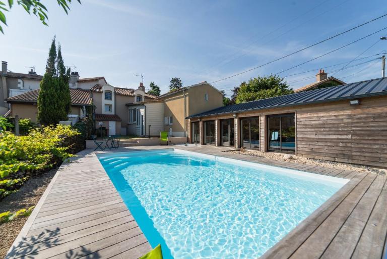 Le Verger : gîte familial avec piscine - Chambres d'hôtes Vivonne