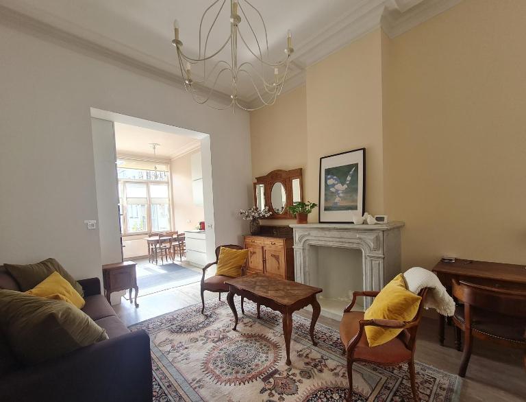 Appartement Voltaire - Ferienwohnung Brüssel