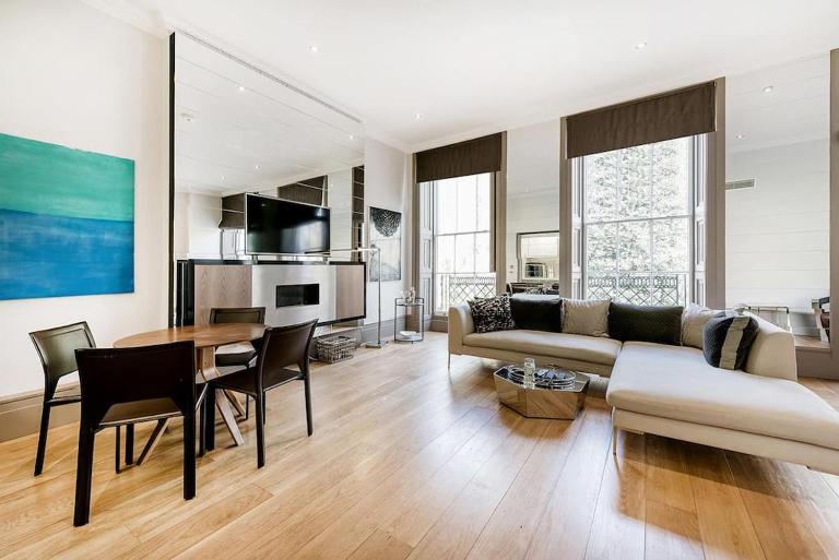 Luxury Marylebone Apartment M1 - Bed and Breakfast Londen