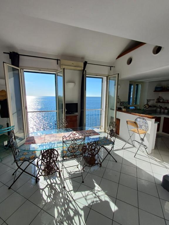 Casa in falesia costiera amalfitana Marina piccola Marina grande - B&B Furore
