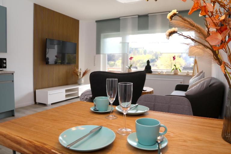 Ferienwohnung Sonnenblick Balkony - WIFI - New & Modern - Winterberg - Niedersfeld - B&B Winterberg