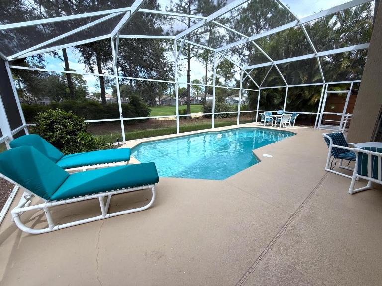 Awesome golf views from your pool Villa Southern Dunes - Chambres d'hôtes Haines City
