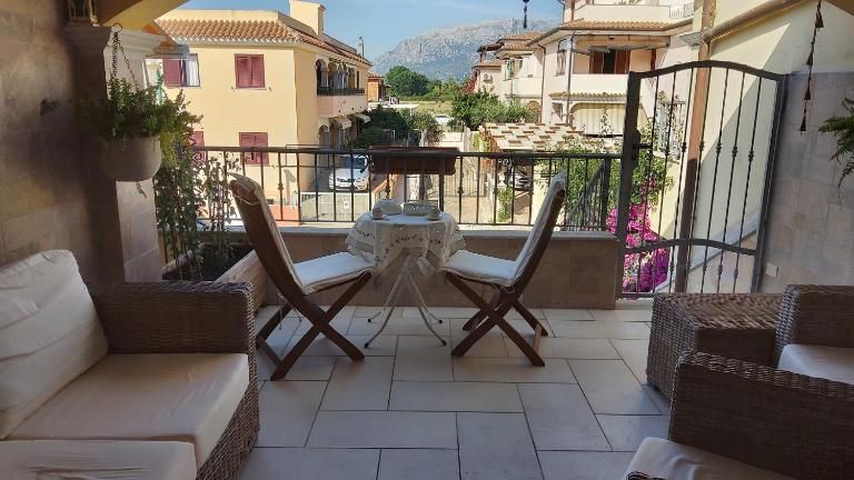 Smeralda Guest House - B&B La Caletta