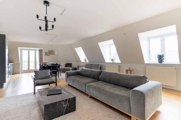 2BR with Amazing City Skyline View - B&B Copenhague