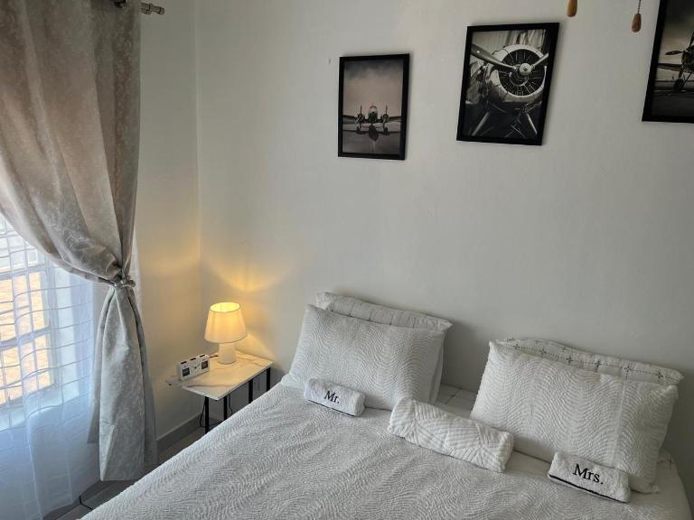 Eagle Apartment - Ferienwohnung Germinston