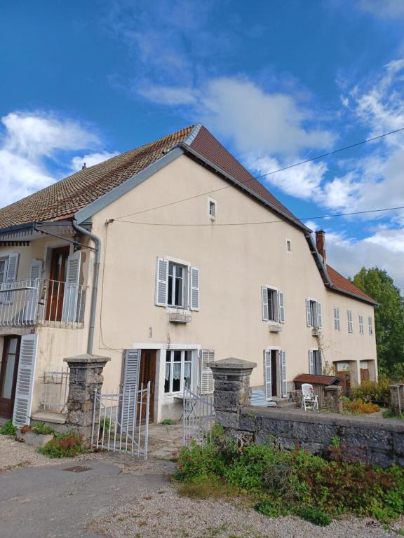 Ferme comtoise de charme - Ferienwohnung Goux-les-Usiers