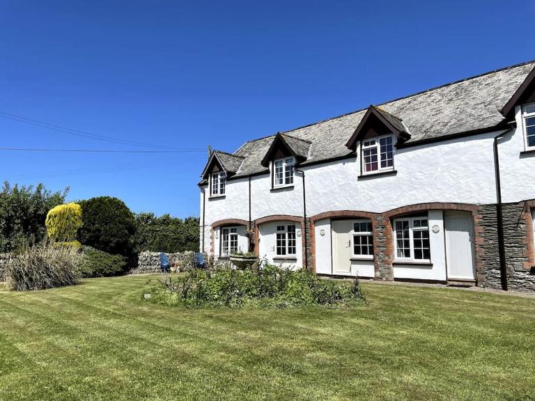 Marigold Cottage - Bed and Breakfast West Down