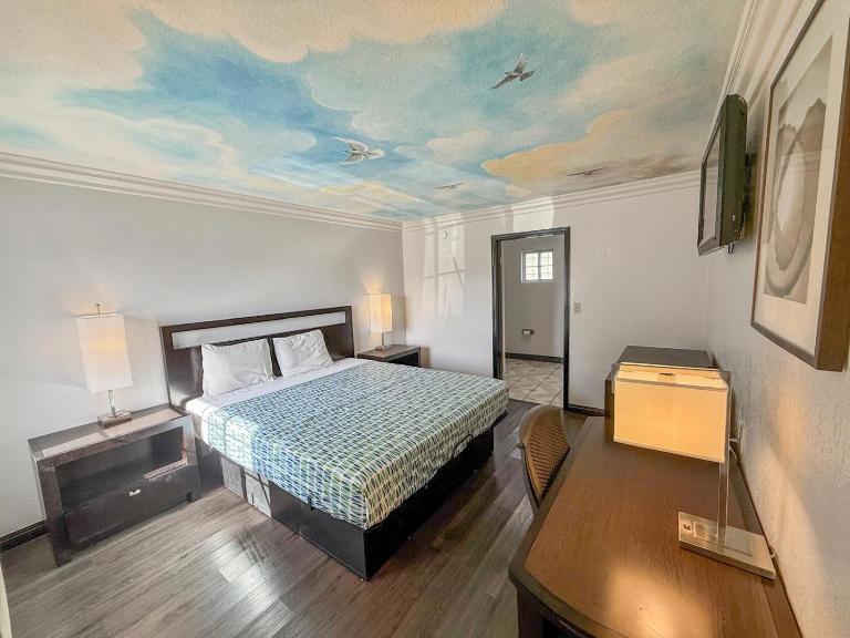 Super 7 Motel - Anaheim Packing District & Disneyland - Chambres d'hôtes Anaheim
