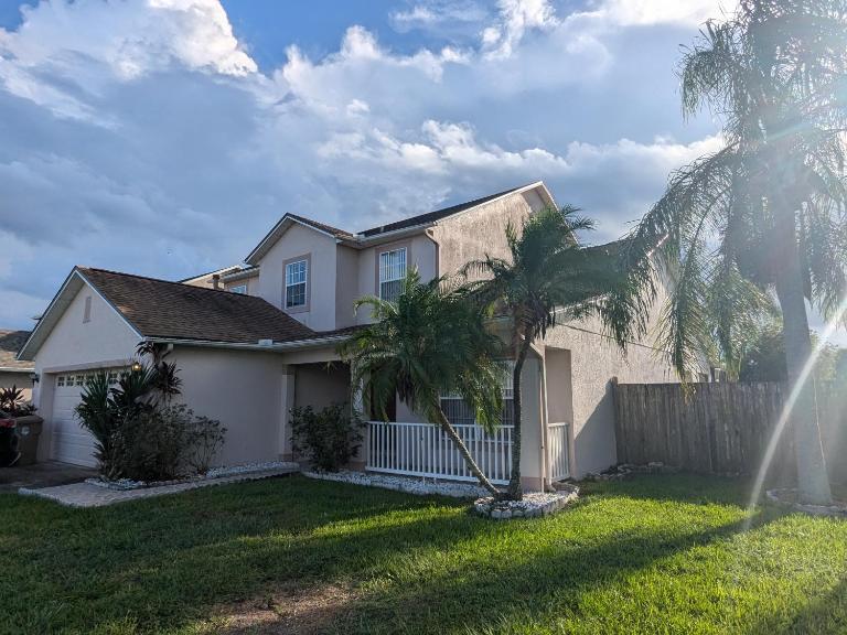 Large lakeside 5 bed villa with private pool - Ferienwohnung Kissimmee