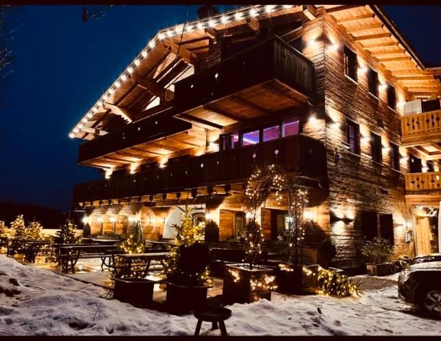 Das Kitz - Chalet Steuerberg Kitzbühel - B&B Kitzbühel