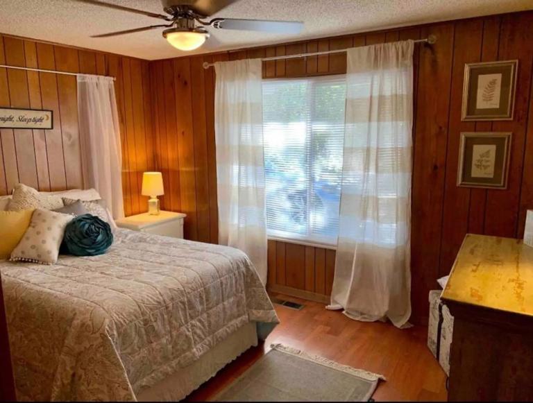 Midtown Old Southwest Home With Pool! - Ferienwohnung Reno