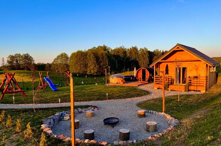 Dębowy Domek Mazury - Bed and Breakfast Szczybały Giżyckie