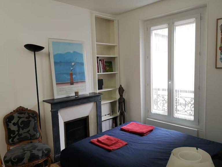 Charmant appartement parisien 2 pièces - B&B París