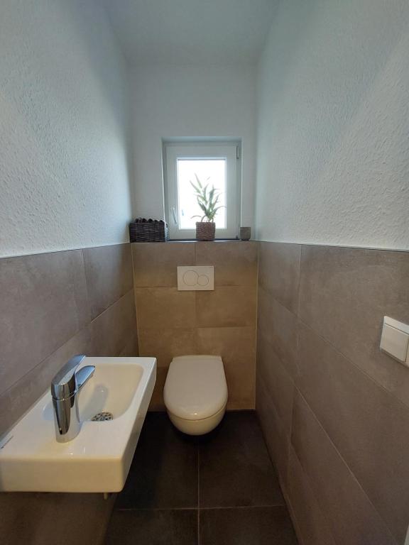 Monteurwohnung Ferienwohnung - Bed and Breakfast Wüstenrot