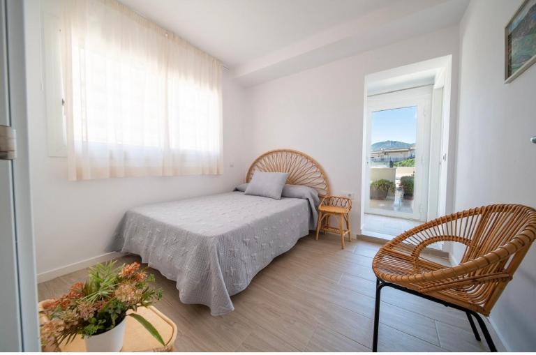 M A R I V E N T Suite with terrace private - B&B Roses