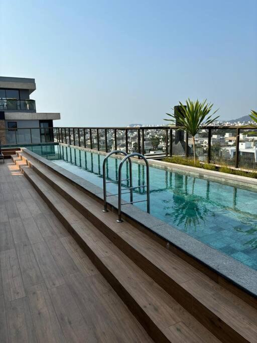 Apto Elegante com Localização Privilegiada e Rooftop incrível - B&B Florianópolis