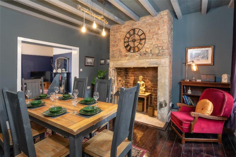 Characterful Terrace Retreat in County Durham - Sleeps 6 - B&B Stanley