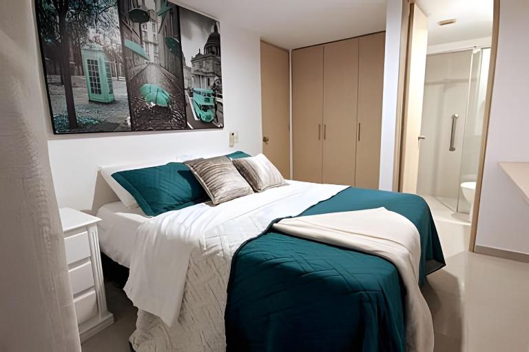 Strada Suites: Piso alto, wifi, aire acondicionado - B&B Bucaramanga