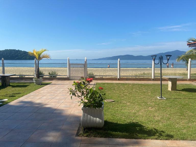 Flat pé na areia em Garatucaia - Chambres d'hôtes Angra dos Reis