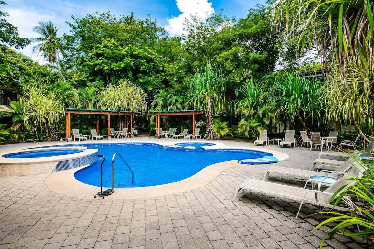 Private Pool Oasis , Uncrowded Beach - B&B Potrero