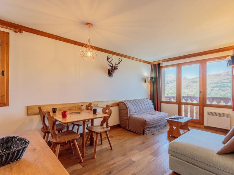 Appartement cosy 4 pers avec balcon, départ skis aux pieds, ascenseur, La Plagne-Tarentaise - FR-1-353-121 - B&B La Plagne Tarentaise