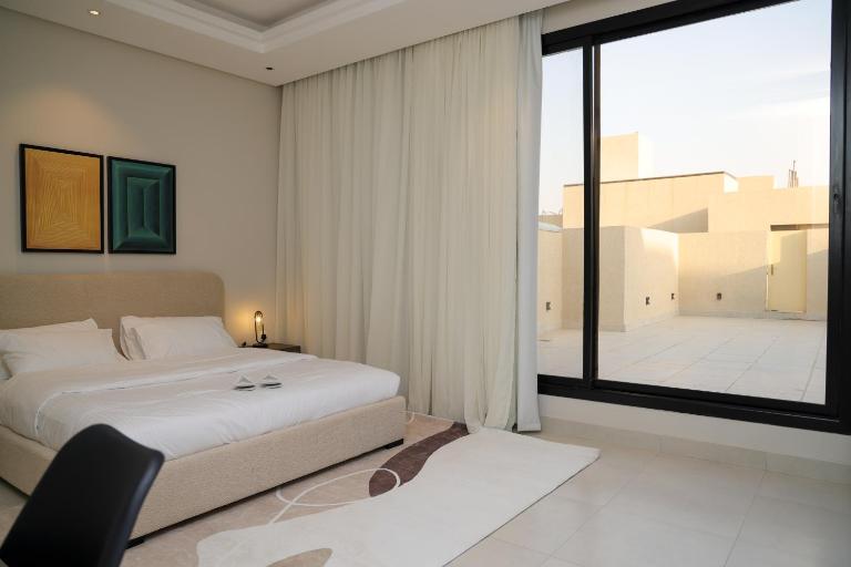 Elegant & Spacious Apartment - B&B Riyadh