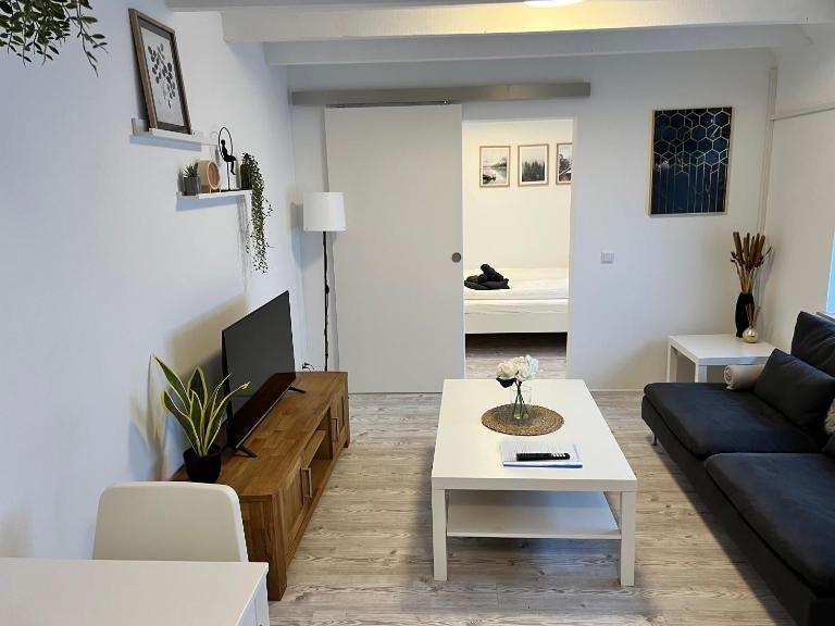 Ruhige Wohnung im Zentrum in Hubi3 - B&B Krefeld