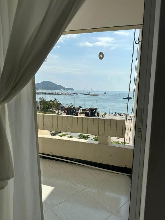 Apto704 CON VISTA AL MAR BAHÍA DE SANTA MARTA - B&B Santa Marta