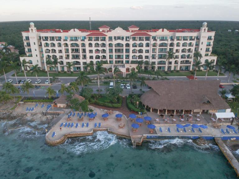 403 Landmark Resort Cozumel beachfront condo - B&B San Miguel de Cozumel