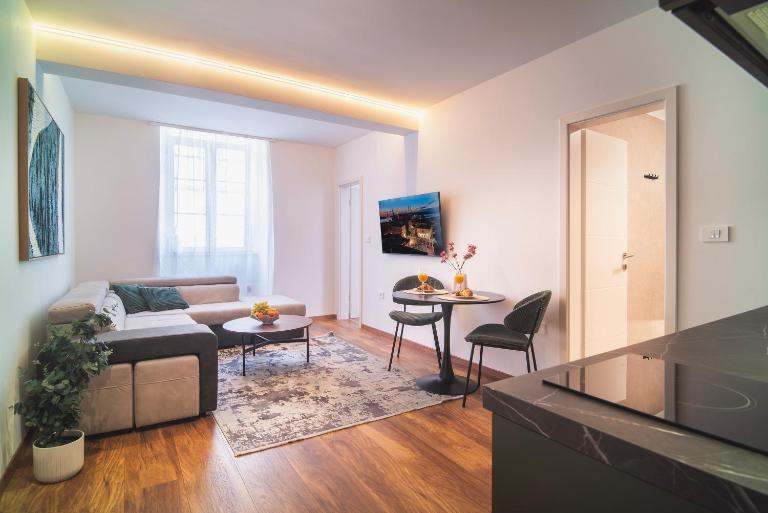 D&A Amphitheatre Premium Apartments with FREE Parking - B&B Pola