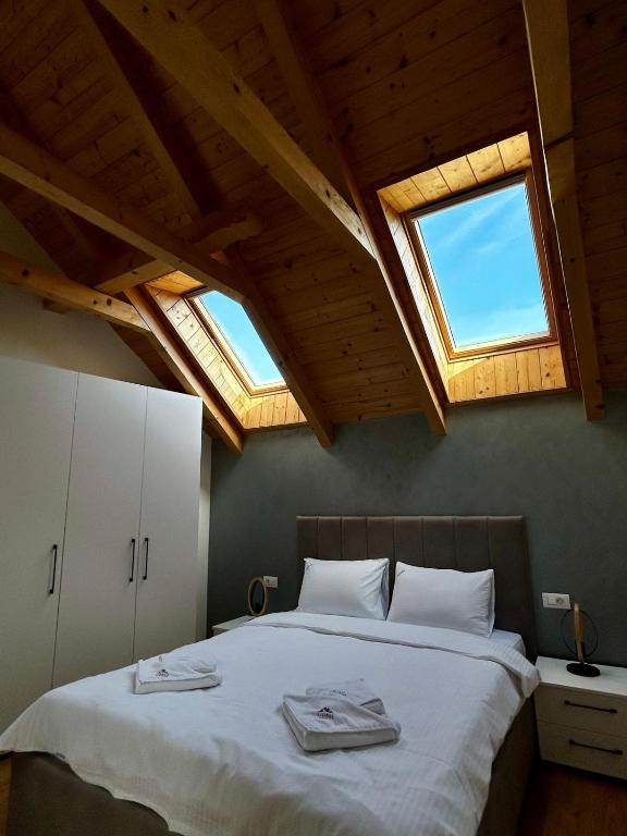 Nadesa - Mountain View Villas - B&B Zarnesti