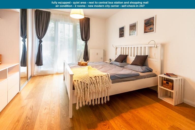 Quiet apartment in new city center, NIVY - Ferienwohnung Sarndorf